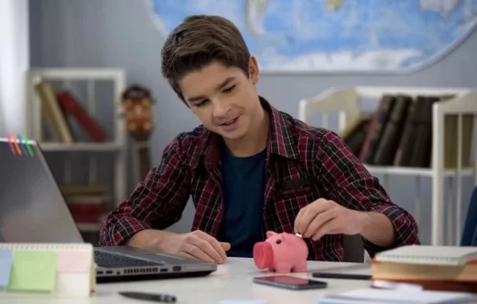 "Descubra agora as contas digitais personalizadas para menores de 18 anos!"