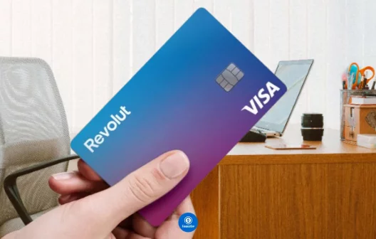 "Descubra o cartão Revolut e transforme suas viagens e compras em experiências únicas!"
