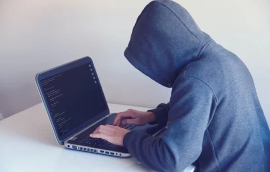 "Evite cair em golpes: saiba como identificar ofertas de crédito legítimas com essas dicas!"