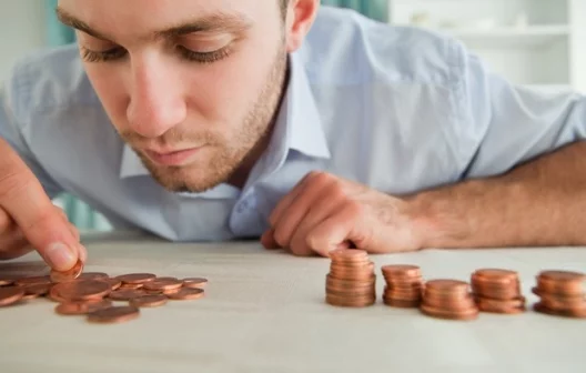 "Mantenha suas finanças seguras: saiba como evitar a instabilidade financeira"