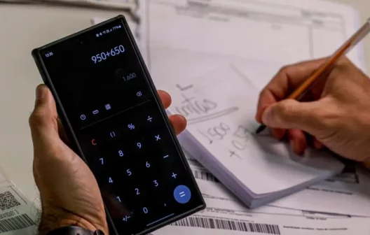 "Descubra o segredo para economizar no empréstimo consignado: antecipe parcelas e garanta descontos!"