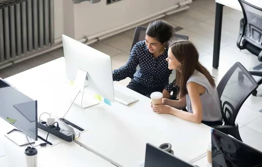 "Descubra como se destacar como trainee e conquistar o emprego dos sonhos!"